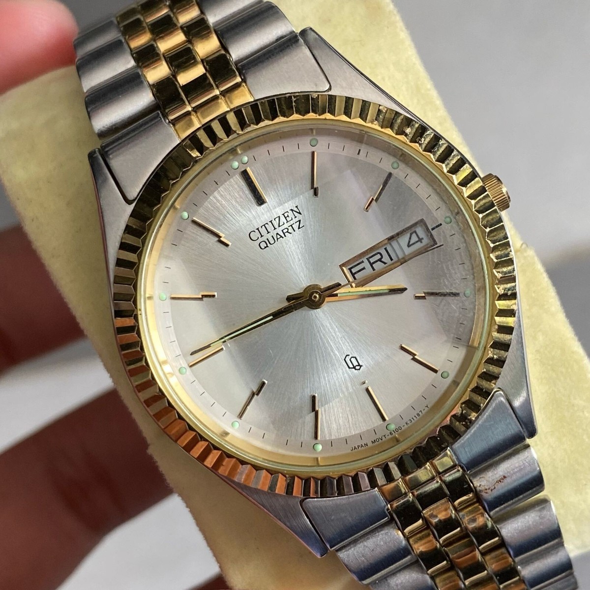 レトロ CITIZEN CRYSTRON s-l1200.jpg