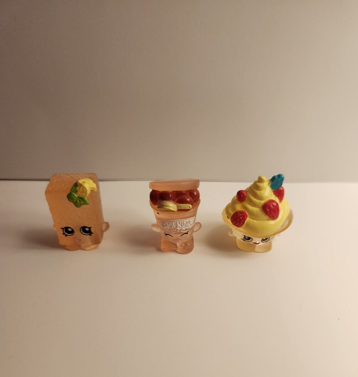 Shopkins Season 1 Special Edition Frozen Bundle (Fishstix, Ice Cream, and YoChi)
