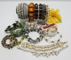 VINTAGE TO NOW FASHION/COSTUME JEWELRY BRACELET LOT, ASSORTED TYPES & MATERIALS
