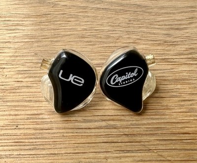 Ultimate Ears UERM Reference Monitor Universal Kopfhörer Capitol PW Audio Silber
