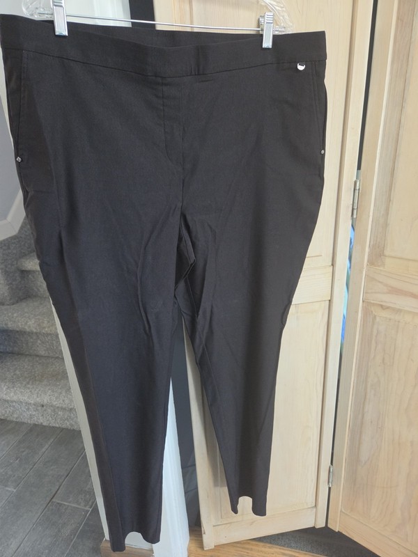 Jones New York Women's Pull-On Straight-Leg Pants Jones Black, SZ. XXL NWOT 
