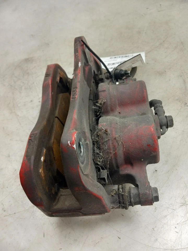 20 21 22 TOYOTA CAMRY TRD XSE ПЕРЕДНИЙ ВОДИТЕЛЬ ЛЕВЫЙ ТОРМОЗ СУППОРТ - Изображение 3 из 4