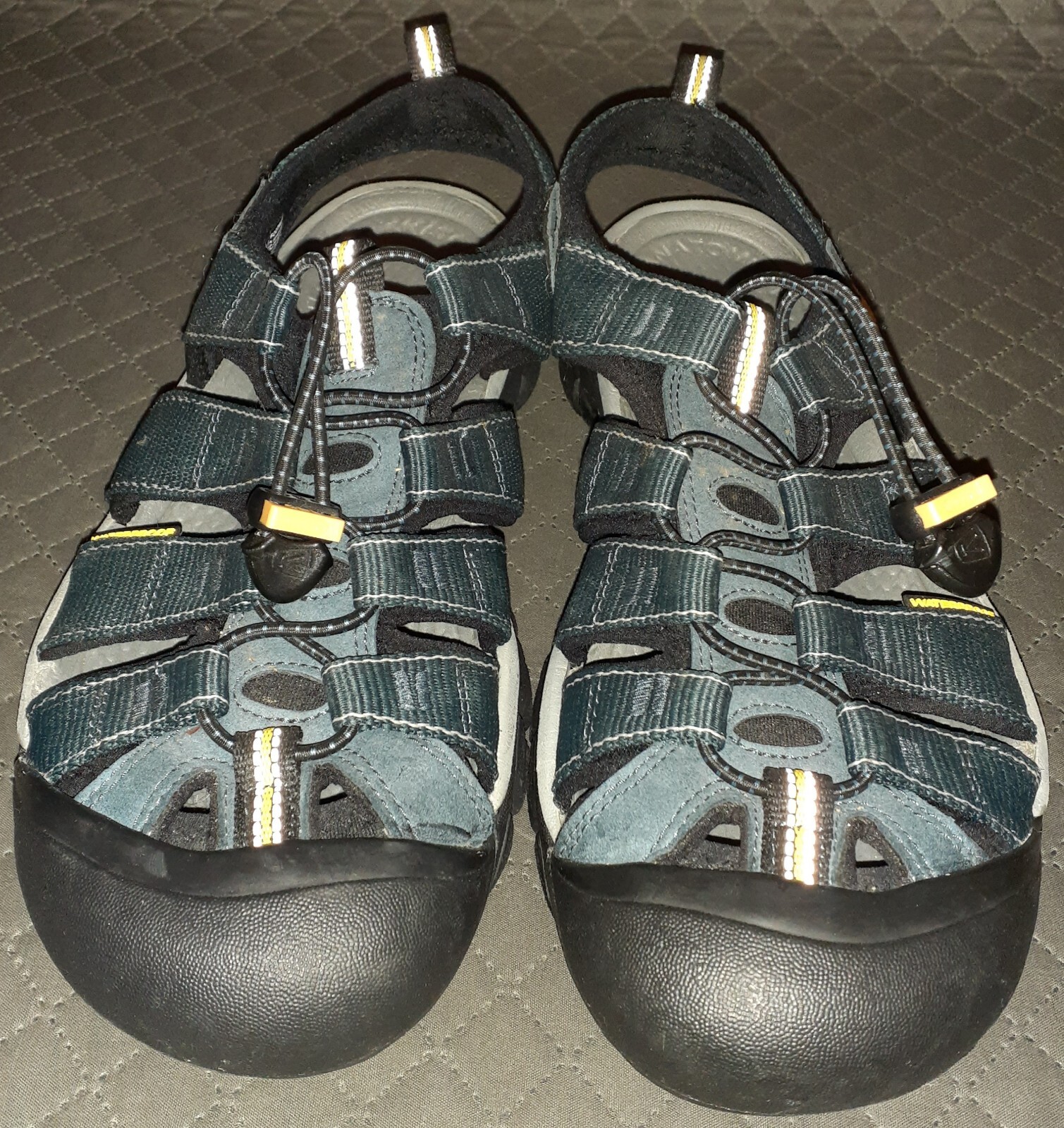 Sandali sportivi KEEN unisex blu giallo nero impermeabili taglia US 9 EU 42 UK 8