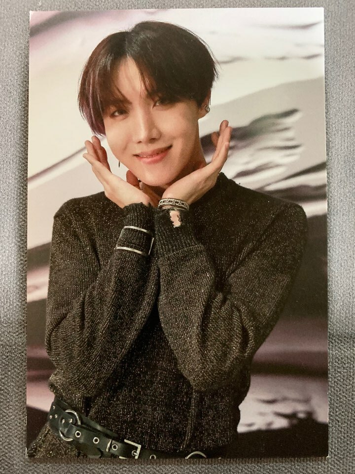BTS V サイン入りフォトカード FAKE LOVE BTS Tear [Fake Love] Album Official Opened Broadcast Photo