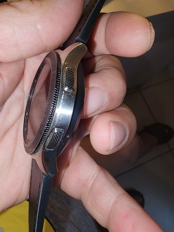 Samsung Galaxy Watch SM-R805 46mm Silver Case Classic Buckle Onyx Black - LTE... - Image 3 of 4