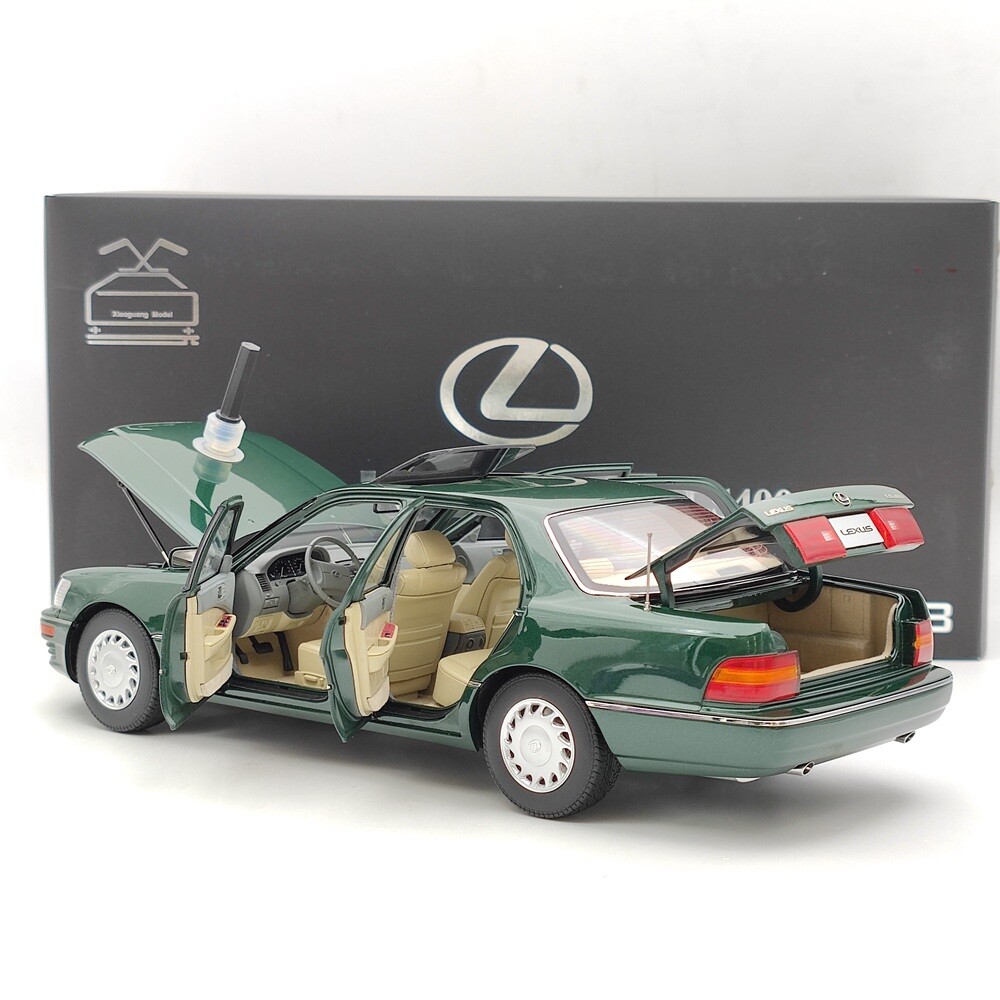 1:18 Toyota Lexus LS400 First Generation Green Diecast model Car