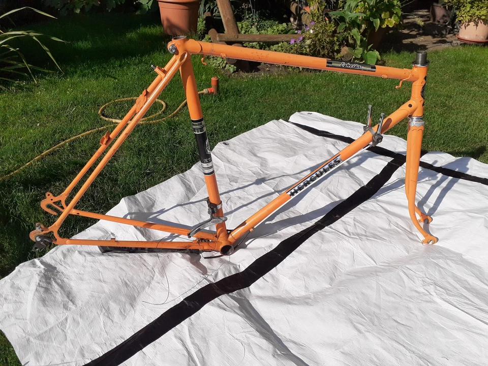 Fahrradrahmen Stahl Hercules Estrella 28 Zoll Größe M orange