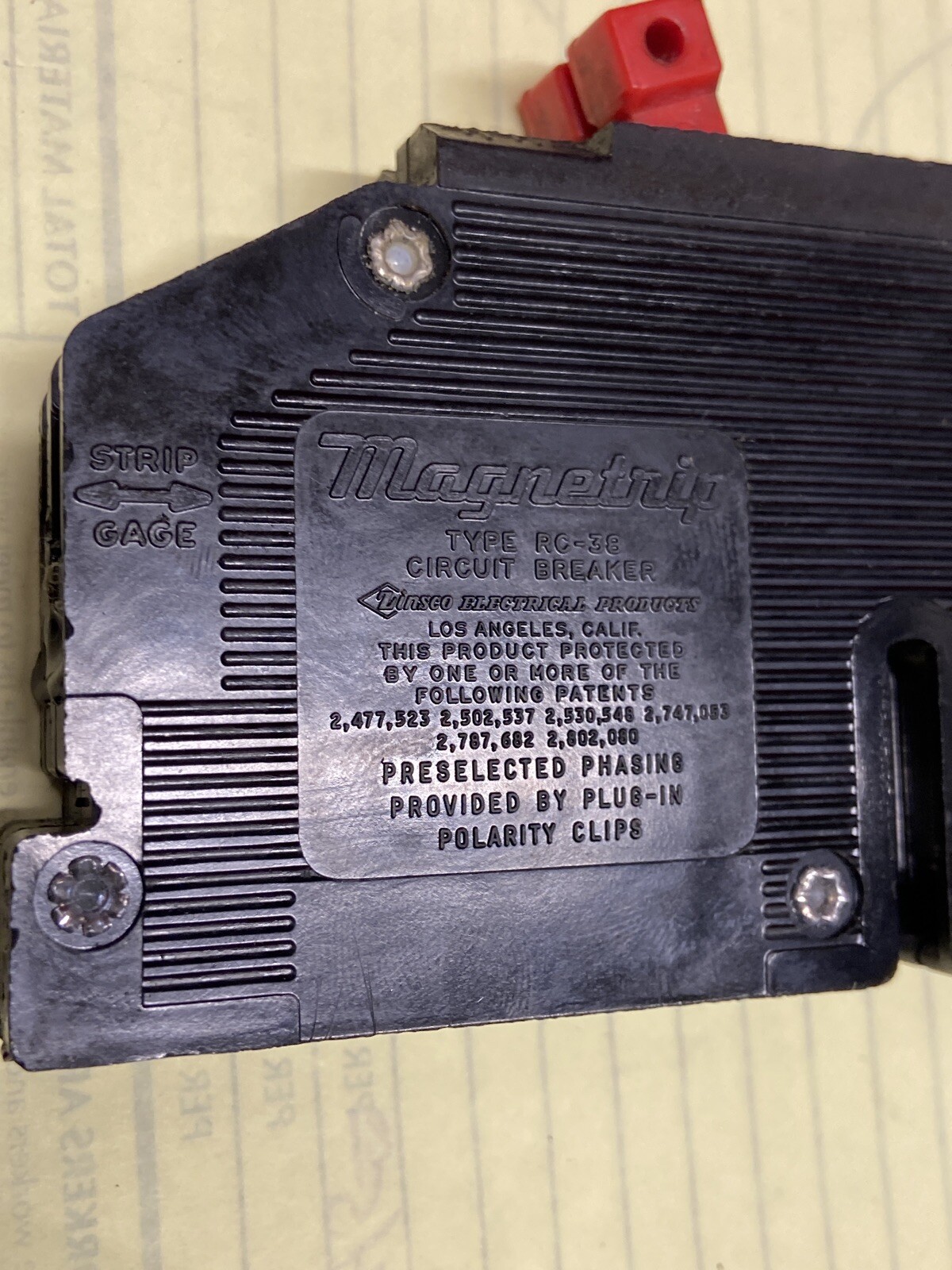 ZINSCO GTE SYLVANIA 20 AMP TYPE Q - 1 POLE PLUG IN CIRCUIT BREAKER - Foto 10