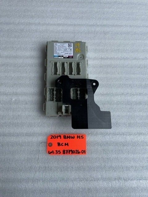 18-22 BMW F90 M5 G30 FRONT ELECTRONIC BODY CONTROL MODULE BCM 