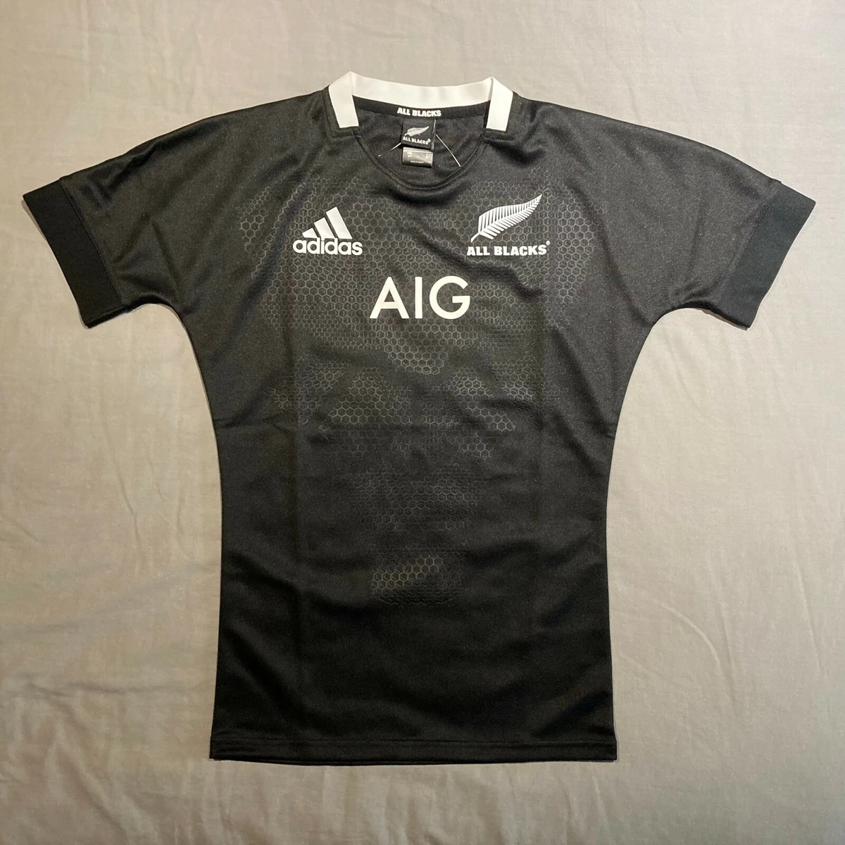 Adidas aig sales all black