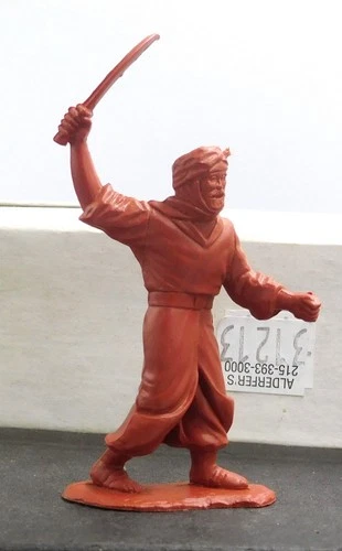 Marx 60mm Arab with a Scimitar in Red Brown, Original