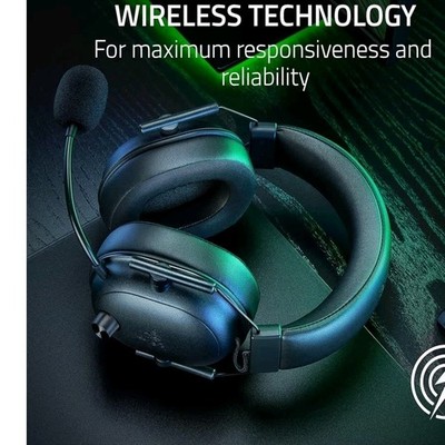Razer Hyperspeed Wireless Gaming Headset USB-C Boom Mic Noise Cancellation Black