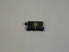 Festo SDE5-V1-O-Q6-P-M8 Pressure Sensor 27458 USED