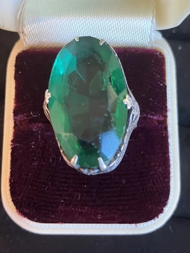 VINTAGE ART DECO STERLING SILVER FILIGREE GREEN GLASS LARGE OVAL STONE