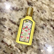 Gucci Flora Gorgeous Orchid Eau de Parfum 0.16 Oz Travel Splash