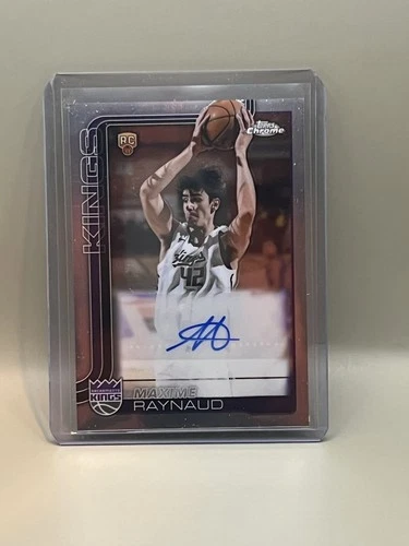 New Listing2025-26 Topps Chrome - Rookie Autographs Maxime Raynaud #TCAR-MR (AU, RC)