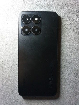 Honor A6x 128GB 4GB Leichte Gebrauchsspuren geeignet als Zweithandy oder für Kid