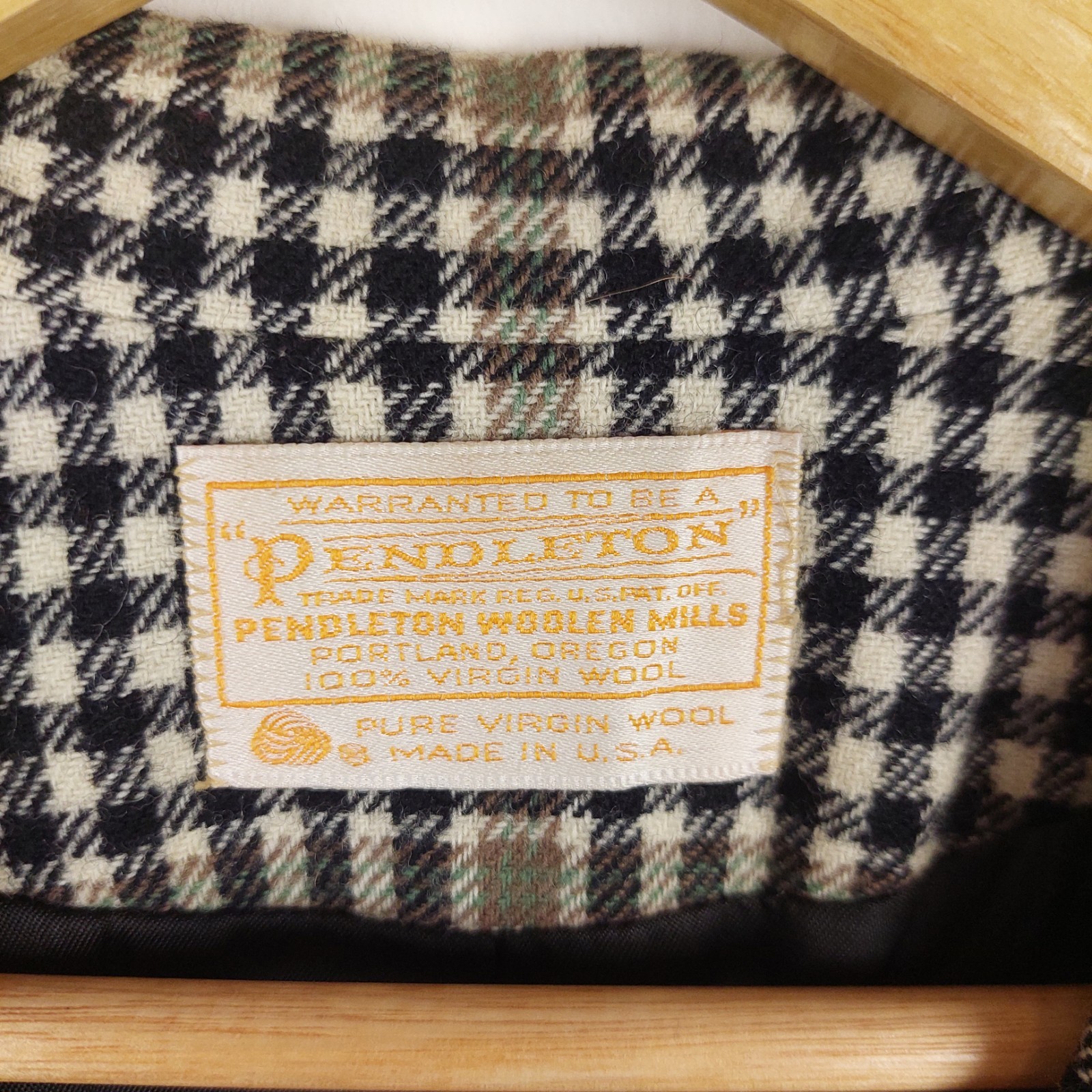 Pendleton Women's Grey Check Pattern 100% Wool Ja… - image 3