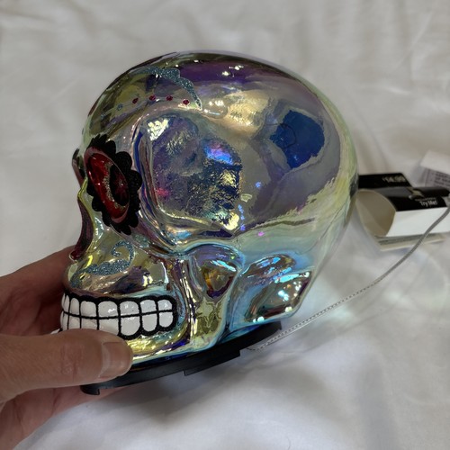 Day Of The Dead Iridescent Glass Light Up Skull Battery Operated Halloween New - Picture 7 of 11