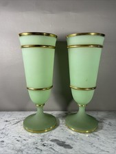 Paire de vases en Opaline début 20eme
