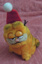 Vintage 1981 Daikin Santa Garfield Sitting Cat Christmas Plushie Stuffed Animal