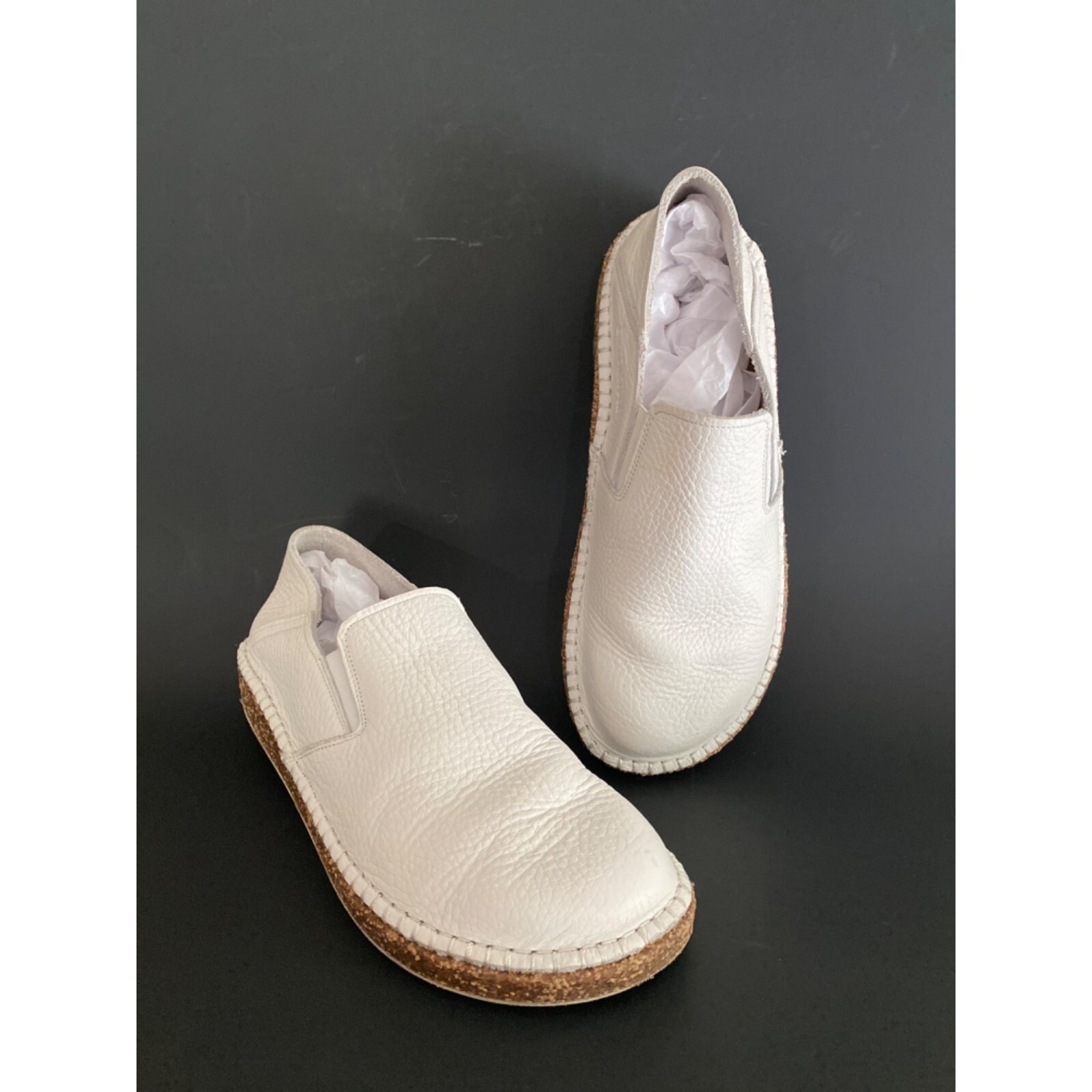 Birkenstock white slip on leather loafer shoes size 3… Gem