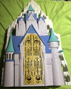 frozen castle and ice palace playset