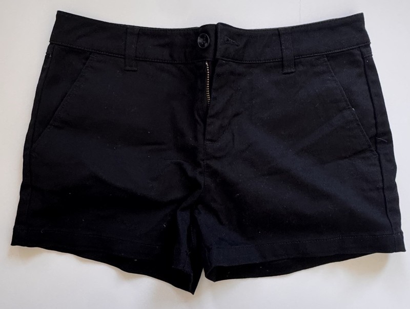 Volcom Girls Black Shorts Size 12, Style Frochickie, Zip Button, Pockets
