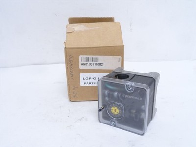 251491 New In Box; Antunes 8103116202 Gas Pressure Switch 1   20'' W.C.