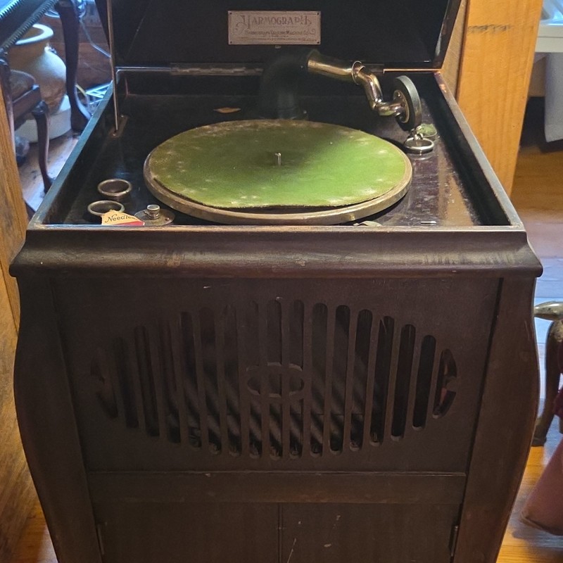 Harmograph Cabinet Phonograph Talking Machine Floor-Standing Record Player