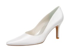 Stuart Weitzman AUTH 399 Women's White Satin Pointed Toe Pumps Size 7