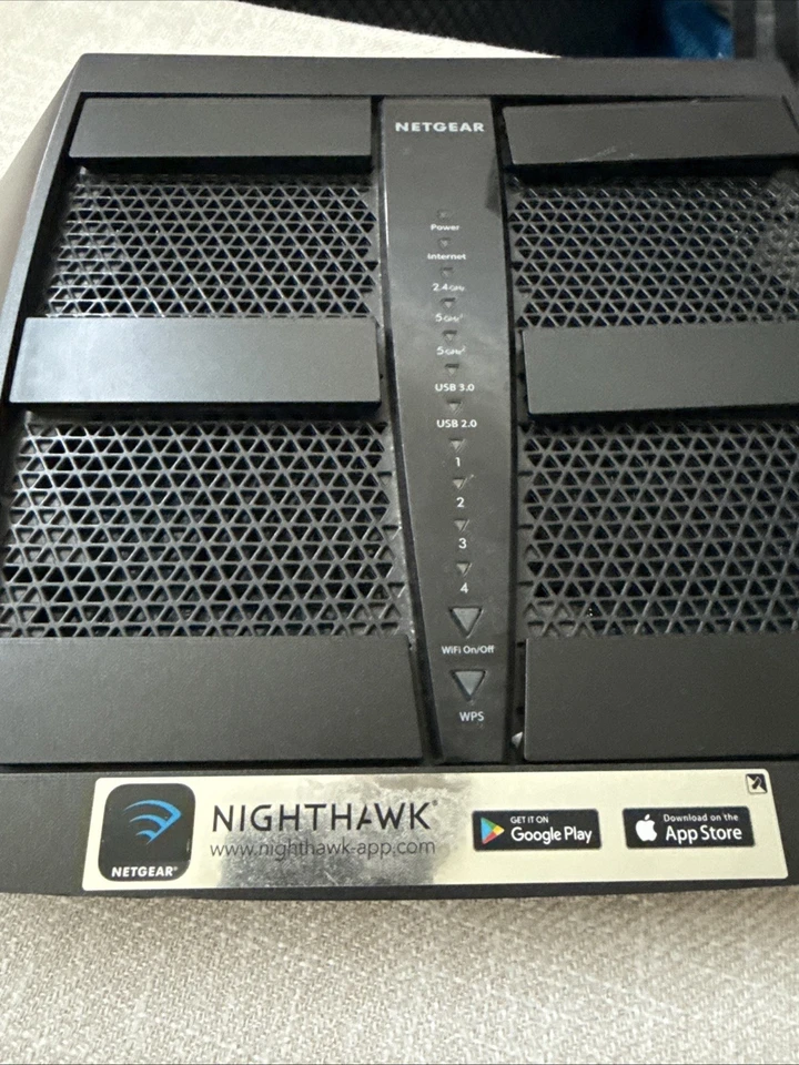 Netgear Nighthawk AC1900 Dual Band WiFi Router with App Support - Image 2 of 4