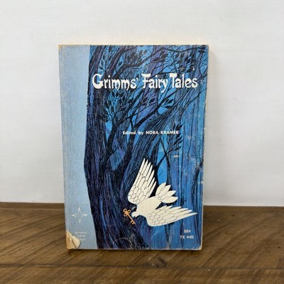 Grimms Fairy Tales Nora Kramer 1969 Vintage Scholastic Paperback Illustrated