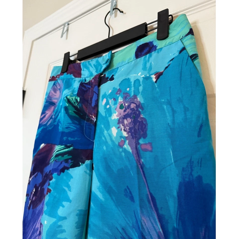 Pantalones capri Blumarine estampado floral hechos en Italia azul púrpura para mujer 38 Foto 3 de 4