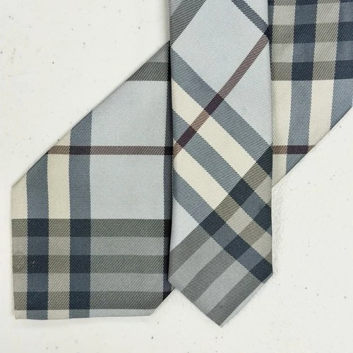 Burberry Italy Men's Light Blue Plaid 100% Silk Tie $225 Modern