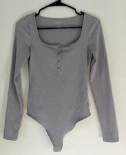 American Eagle Ribbed Long Sleeve Bodysuit Gray Henley Button Front M