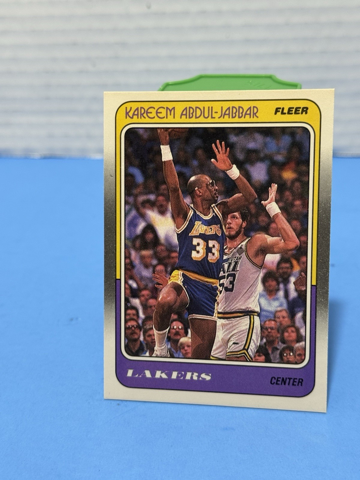 Vintage 1988 -89 Fleer Kareem Abdul-Jabbar #64 Lakers HOF Final Season In NBA