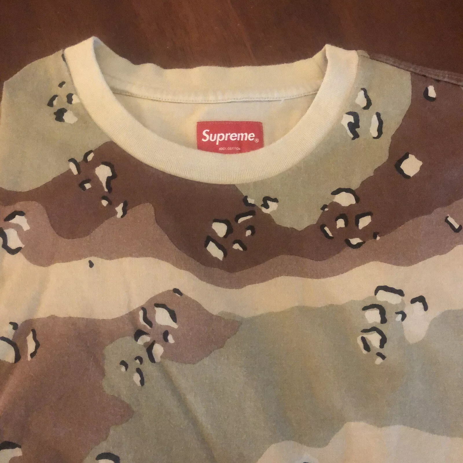 Grand t shirt camouflage Supreme Chocolate Chip Desert Storm logo boîte camouflage