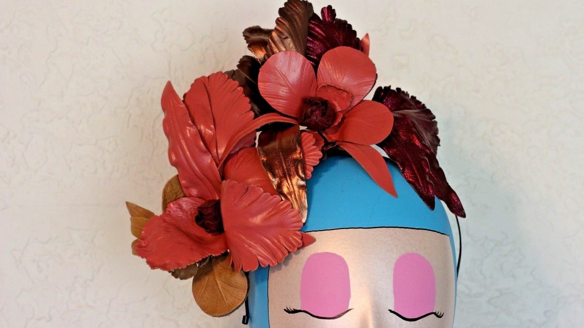 REDUCED! New with tags. KOKIN NY brand! Fascinator. Flowers 