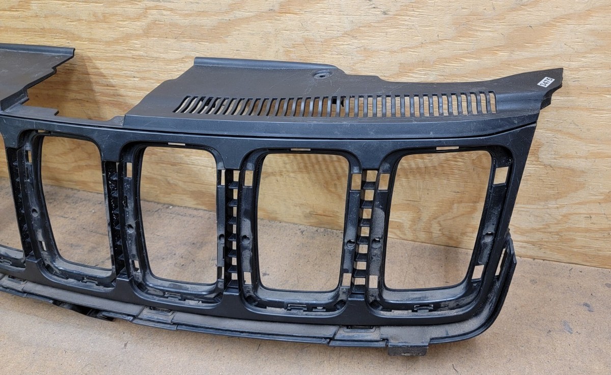 2017-2021 Jeep Grand Cherokee Front Bumper Upper Grille Surround