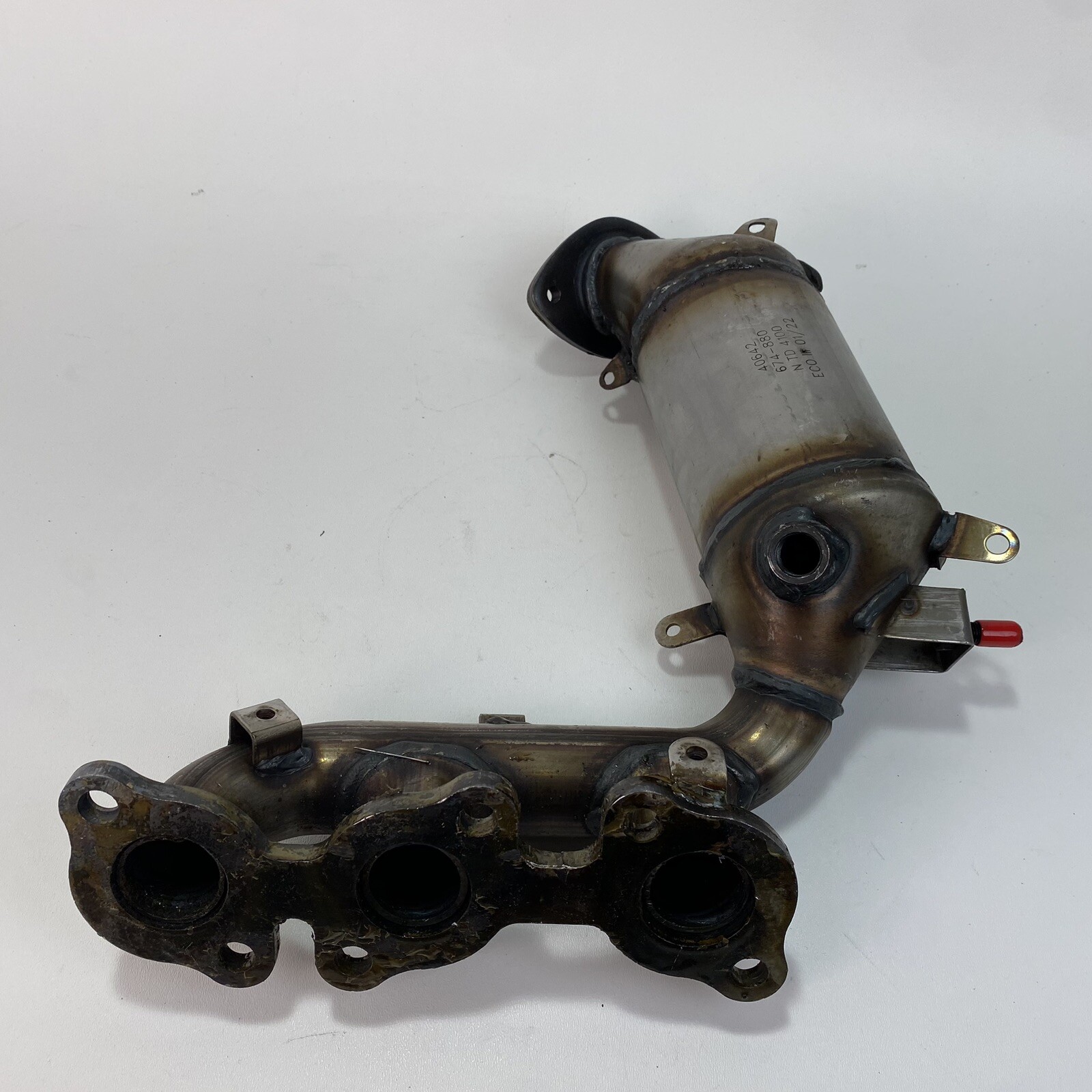 40642 Exhaust Manifold With Integrated Catalytic Converter for Lexus