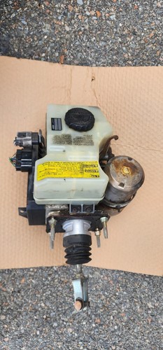 ✅2001-02 TOYOTA 4RUNNER ABS Pump Master Cylinder Anti-Lock Brake OEM 47210-35040