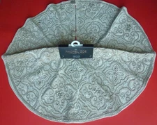 RACHEL ZOE Sparkling Beaded Medallion TABLETOP TREE SKIRT Velvet Elegance 24"