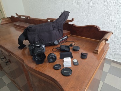 Canon EOS 650D DSLR Kit EF-S 18-135mm 1:3,5-5,6 Is STM + 40 mm 1:2.8 STM
