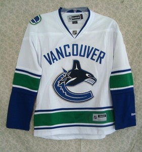 reebok canucks jersey