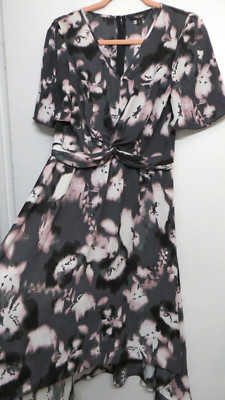 Simply Vera Vera Wang Dress Womens Small Gray Pink Multicolor Short Sleeve Flowy