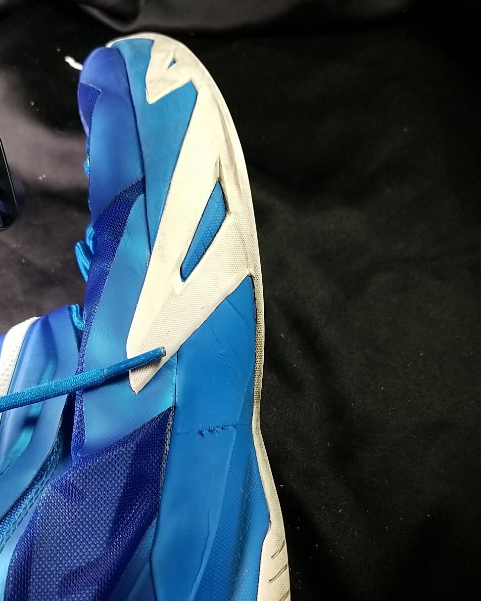 Nike Lebron Solider 8 Basketball shoe Size 13 Gem