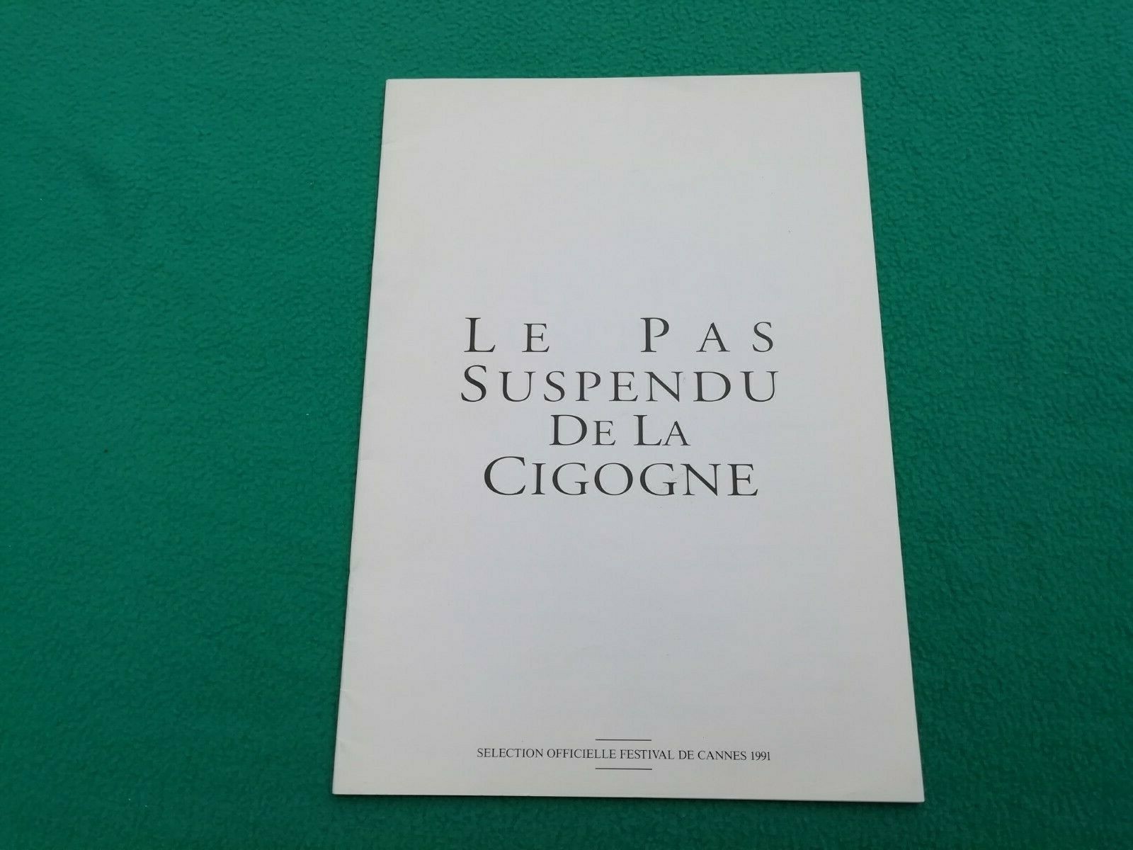 Le Pas Suspendu De La Cigogne
