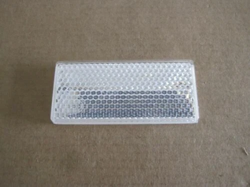 Catarifrangenti bianchi per auto