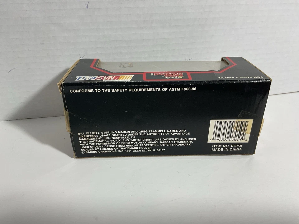 1:43 RACING CHAMPIONS 1991 #4 KODAK FILM CHEVROLET LUMINA ERNIE IRVAN MIB - Image 2 of 2